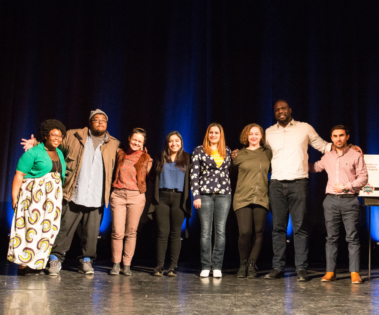 Participa en el IINE